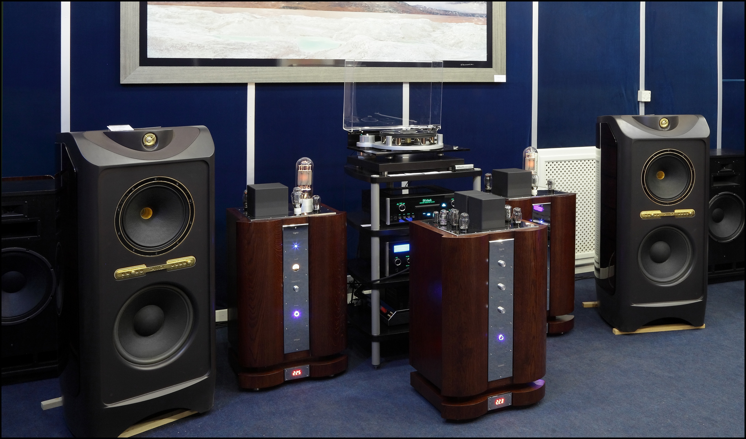 6moons audio reviews: SA Lab Erato