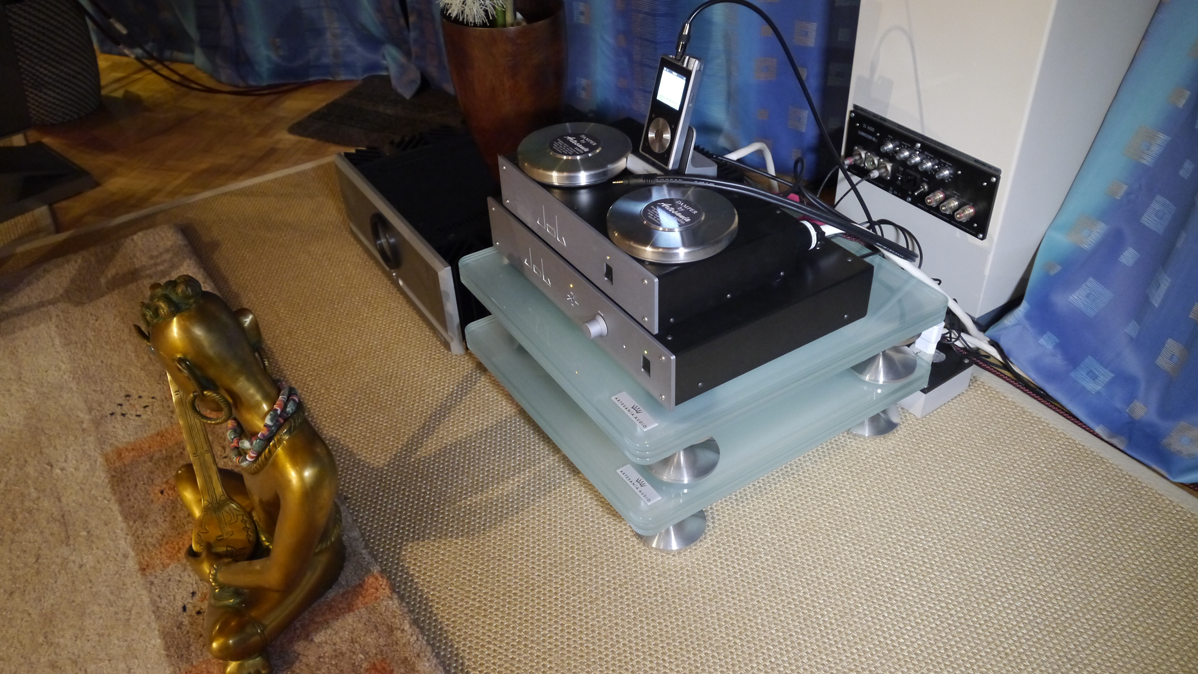 6moons audioreviews: Job Sys INTegrated Amp
